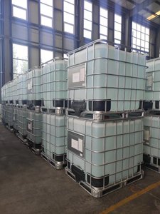 Nouveau liquide bleu Aus 40 usine de Chine meilleur <span class=keywords><strong>prix</strong></span> Aus32 solution d'urée automobile 40% vente chaude - Product Image 3