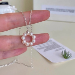 Collar de Plata S925 con Colgante de Perla Natural de Agua Dulce, Cadena de Clavícula en Capas Estilo Francés, Joyería de Oro de Nicho - Product Image 1