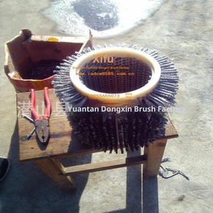 Spazzola Raschiatrice per Pelle di Volpe e Procione, Setole Sintetiche di Grado Industriale, Pulizia Efficiente, Durevole e Antiruggine JX-01 - Product Image 2