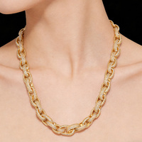 Collier chaîne Figaro de luxe plaqué or 18 carats, style défilé, serti de pierres, pour la Semaine de la Mode
