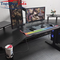 Bureau de jeu ergonomique multifonctionnel moderne avec cadre en acier robuste, hauteur réglable RGB, texture en fibre de carbone pour les professionnels