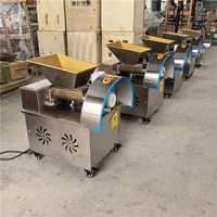 Machine automatique de division de la pâte pour la production de pain en boulangerie