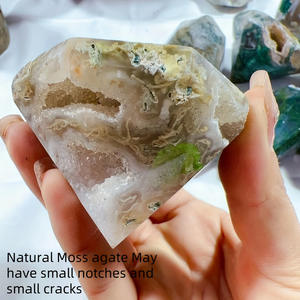 Offre Spéciale : Cristaux de Guérison Faits Main en Pierres Précieuses Naturelles – Agate Mousse Énergétique en Formes de Diamant, Idéal pour un Cadeau - Product Image 3