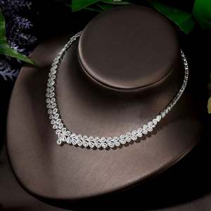 HIBRIDE luxe femmes forme élégante mariée CZ collier boucles d'oreilles Bracelet anneau 4 pièces grands ensembles de bijoux de mariage pour la mariée N-772 - Product Image 5