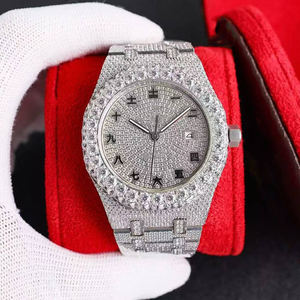 Reloj mecánico impermeable de alta calidad con moissanita VVS de primera calidad y estilo de diseñador. - Product Image 6