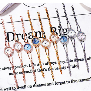 Nuevo reloj de mujer con incrustaciones de diamantes, versátil y elegante, con brazalete de aleación, resistente al agua, reloj de cuarzo para estudiantes. - Product Image 3