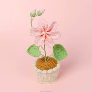Maceta de hilo de ganchillo Xuefeier hecha a mano con diseño de flor, ideal para plantas en maceta, regalo perfecto para las fiestas. - Product Image 3
