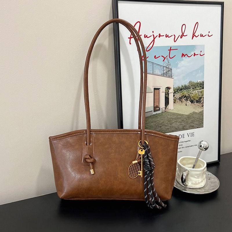 สีน้ำตาล