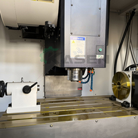 Centre d'usinage vertical CNC de vente chaude VMC1160 Mitsubishi système de contrôle fraiseuse CNC