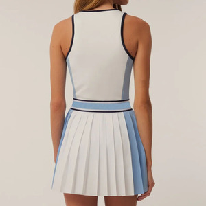 Robe de tennis sans manches à fermeture éclair et quart d'extérieur pour femmes OEM tenue de plage robe de golf plissée en tissu de nylon spandex avec short - Product Image 3