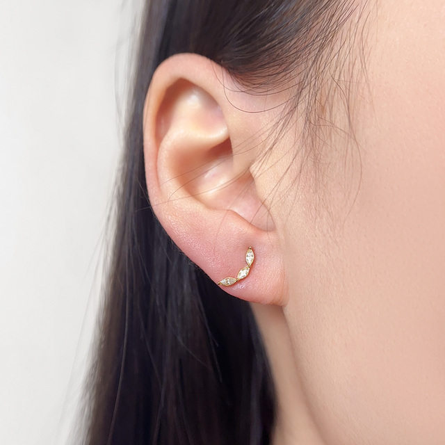 Stainless Steel Zircon Piercing  Flat Back Earrings Internal Thread Earring Wholesale Piercing Jewelry