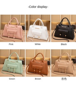 กระเป๋าถือผู้หญิงทรงสวยทันสมัยลายหนังงูแบบสะพายข้าง  วัสดุ PU พร้อมซิปปิดและซับใน PVC - Product Image 6