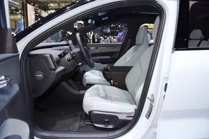 Vol-vo EX30 ibrido elettrico SUV nuova energia veicolo grande 2WD SUV con trazione elettrica a lunga durata per <span class=keywords><strong>Volvo</strong></span> - Product Image 3