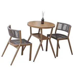 Fransız Modern uzay tasarrufu Metal alüminyum Patio Bistro yemek sandalyesi ve masa bahçe mobilyaları halat hintkamışı mobilya seti