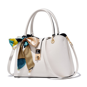 2024 luxe en cuir synthétique dames sacs à main et sacs à main grande capacité femmes sac fourre-tout sacs B-1569 - Product Image 3