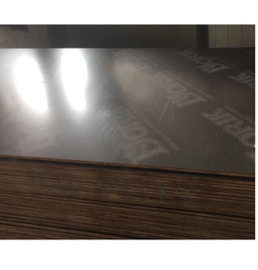 Contrachapado de Núcleo Entrelazado con Película Negra para Encofrado Comercial en Construcción - Precio Mayorista - Product Image 4