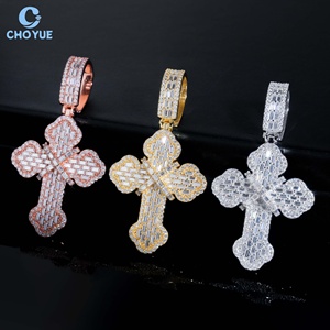 Colgante de Cruz de Moissanita VVS Certificada GRA, Plata de Ley 925, Corte Esmeralda, Estilo Iced Out, Joyería de Regalo Hip Hop - Product Image 2