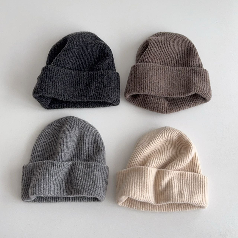 ENHUA 100% Cashmere Winter Hat For Women-Thick Knitted Ear Hat Ski & Outdoor Sports Protection