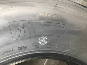 Pneus radiaux pour camions lourds ZC Rubber 315/80 R22.5 11r24.5 16 plis, état neuf, pour le Burkina Faso - Product Image 6