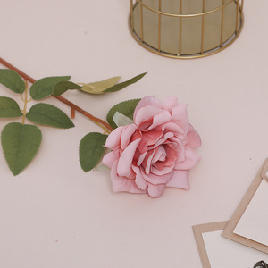 Fleur artificielle Hibiscus Rose de style européen, luxe léger, en soie, pour décoration florale douce de mariage et d'hôtel, faite à la main - Product Image 4