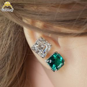 Boucles d'oreilles en or massif 14 carats avec diamant de laboratoire taille Asscher classique, sertissage à 4 griffes, cadeau de mariage ou de fête, 1 à 3 carats - Product Image 2