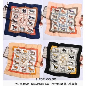 Foulard Quadrato Piccolo a Forma di Cavallo 70x70cm con Design Stampato, Accessorio di Moda - Product Image 3