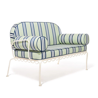 Canapé d'extérieur trois places à festons de style français moderne, banc de bistrot rayé pour jardin, structure métallique, coussins imperméables à séchage rapide