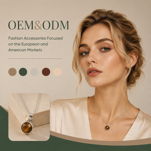 Colliers pendentifs en argent plaqué OEM/ODM en gros, bijoux en pierre œil de tigre ronde pour femmes - Product Image 1