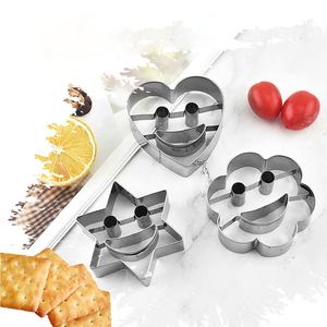 4 ensembles de moules à biscuits en acier inoxydable <span class=keywords><strong>Smiley</strong></span>, outils de découpe pour émoticônes, moules à biscuits créatifs <span class=keywords><strong>Smiley</strong></span> <span class=keywords><strong>Emoticon</strong></span> - Product Image 4