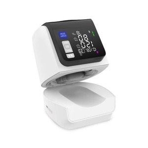 2023 Factory Made P20 Arrival Medical Grade Portable Wrist Blood Pressure Monitor Smart Watch Accurate Hear Rate Monitor - Product Image 2