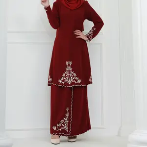 ملابس تراثية للمسلمين ملابس مطرزة ملونة ماليزية ملابس للمسلمين طقم من قطعتين