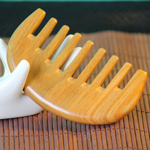 Peine de madera de sándalo para masaje del cuero cabelludo, cepillo de pelo de dientes grandes de 10-15 cm para la población en general - Product Image 2