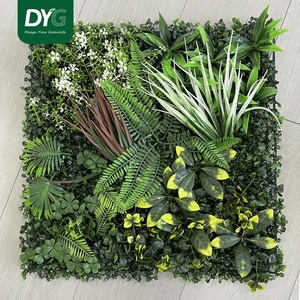 Panneau mural de feuillage artificiel haute densité, tapis de verdure artificielle emboîtable pour toile de fond commerciale et décoration de jardin - Product Image 1