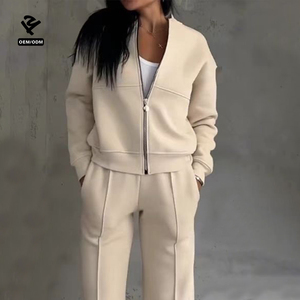 F240771 Ensemble de Survêtement Personnalisé pour <span class=keywords><strong>Femme</strong></span>, Deux Pièces, Haut Court Zippé à Capuche et Pantalon de Survêtement Décontracté - Product Image 5