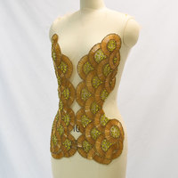 Applique en strass de cristal faite à la main à coudre, vente en gros pour la décoration de vêtements de mariage, de bal et de fête, WDP-663