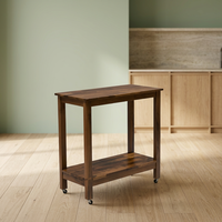 Table console moderne en bois massif avec base sur pieds et étagère inférieure sur roulettes pour le mobilier de salon