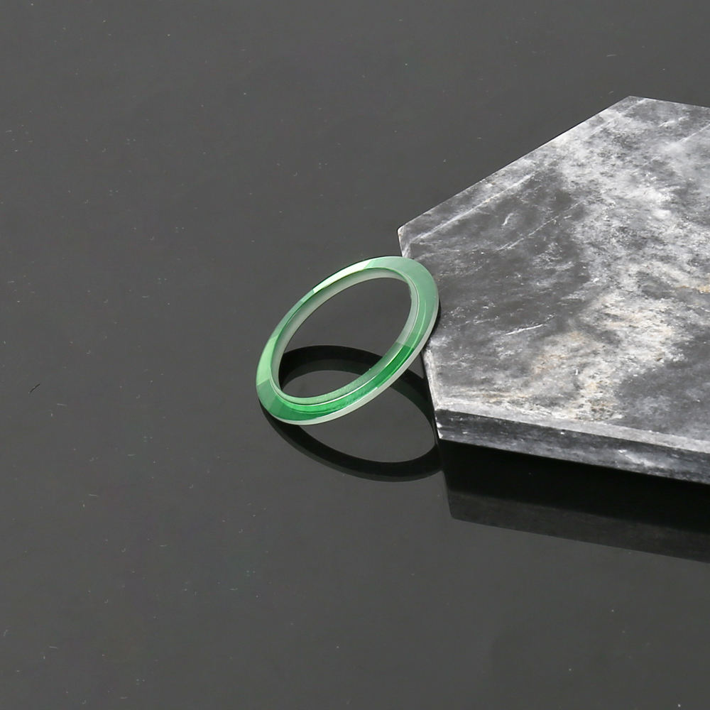 สีเขียว