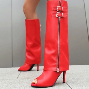 Botas de tacón alto fino y sexy con punta abierta, talla grande 48, con cremallera lateral, estilo stiletto, para verano, con cinturón metálico, hasta la rodilla, para mujer - Product Image 3
