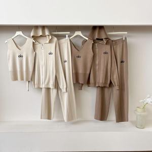 Set di <span class=keywords><strong>felpa</strong></span> da donna <span class=keywords><strong>felpa</strong></span> con cappuccio set <span class=keywords><strong>felpa</strong></span> da donna di moda autunnale 3 pezzi - Product Image 1