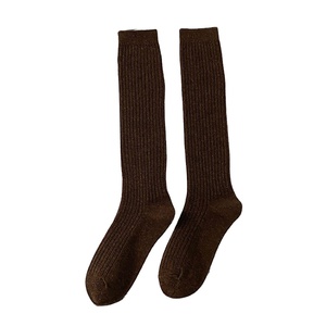 Calzini caldi da donna di alta moda termica al ginocchio di colore solido bianco e nero per ragazze della scuola spessa invernale - Product Image 4