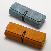 Étui à lunettes rigide en cuir texturé vintage avec logo personnalisé, fermeture élastique portable, pour lunettes de vue et de soleil