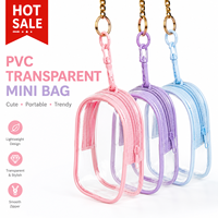 Étui de transport pour jouets en PVC transparent imperméable décoré de pompons avec porte-clés pour accessoires de sac