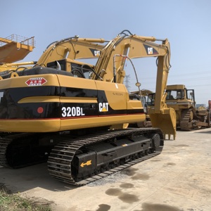 ค้นหาไอคอนที่คล้ายกัน รถขุดตีนตะขาบไฮดรอลิก Caterpillar 320BL มือสอง ของแท้ มีสต็อกจำนวนมากพร้อมขายในราคาถูก - Product Image 2