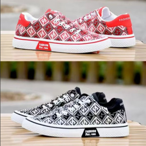 Zapatillas de Lona Étnicas para Hombre con Logotipo Personalizado, Diseño Nuevo, Suaves, de Caña Baja, Transpirables, Combinables con Todo, Ligeras, Casuales para Caminar - Product Image 5