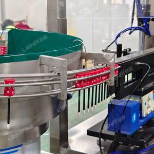 Máquina <span class=keywords><strong>de</strong></span> producción <span class=keywords><strong>de</strong></span> brillo <span class=keywords><strong>de</strong></span> <span class=keywords><strong>labios</strong></span> al <span class=keywords><strong>mejor</strong></span> precio, máquina <span class=keywords><strong>de</strong></span> llenado y tapado, línea <span class=keywords><strong>de</strong></span> producción <span class=keywords><strong>de</strong></span> fabricación <span class=keywords><strong>de</strong></span> cosméticos - Product Image 6