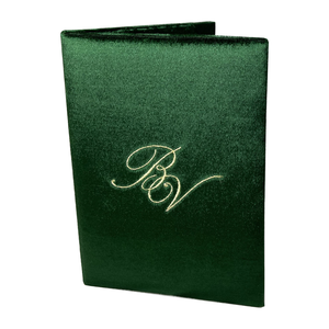<span class=keywords><strong>Menu</strong></span> d'invitation personnalisé <span class=keywords><strong>de</strong></span> luxe en tissu velours avec broderie monogramme et support élastique - Product Image 4