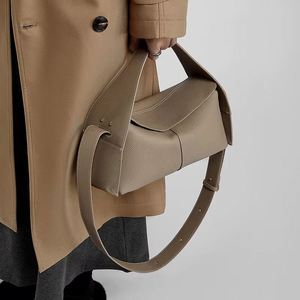 Wholesale Low MOQ Custom Durable Zipper Luxurious Trendy Design High Quality Fashion Handbags <b>Purses</b> Women <b>Small</b> Black Shoulder - Product Image 2