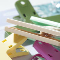 Carpeta de archivos y boletos personalizada barata, logotipo personalizado, impresión UV de doble cara, Clips de plástico para billetes, Clips de plástico para libros, Moq bajo