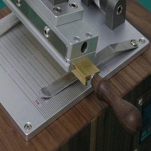 Máy Ép Mạ Vàng Dập Nóng Bằng Tay Thủ Công Mini Cho Ví Nhãn Hiệu Nhãn Hiệu Số Chữ Cái Bằng Da Tự Động - Product Image 4