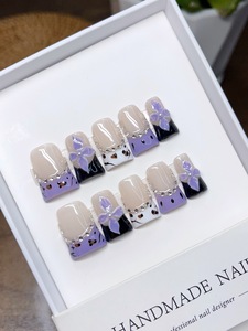 Unghie Finte Quadrate Press-On Fatte a Mano, Nere con Fiocco Francese, Stile Europeo/Americano, Eleganti e di Alta Qualità per Ragazze, Nail Art di Classe - Product Image 3